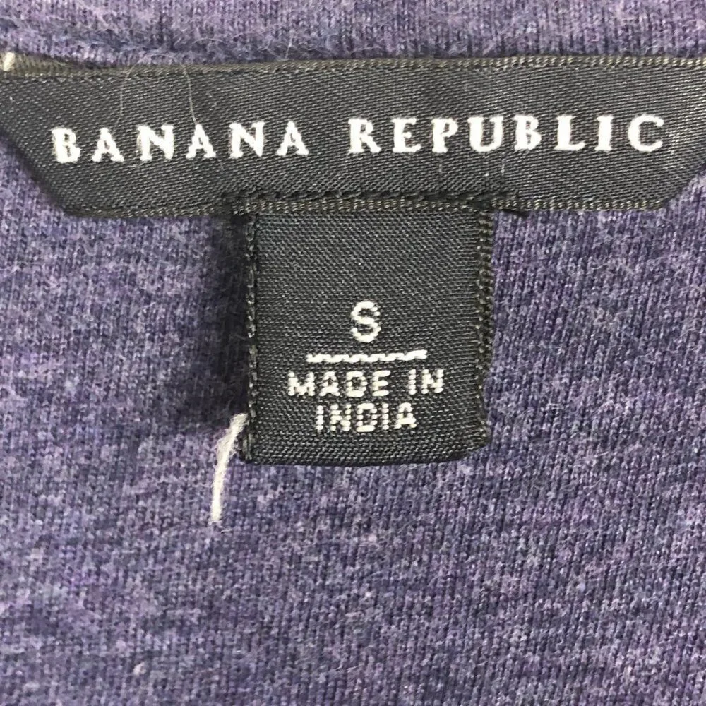 Banana Republic navy blue henley